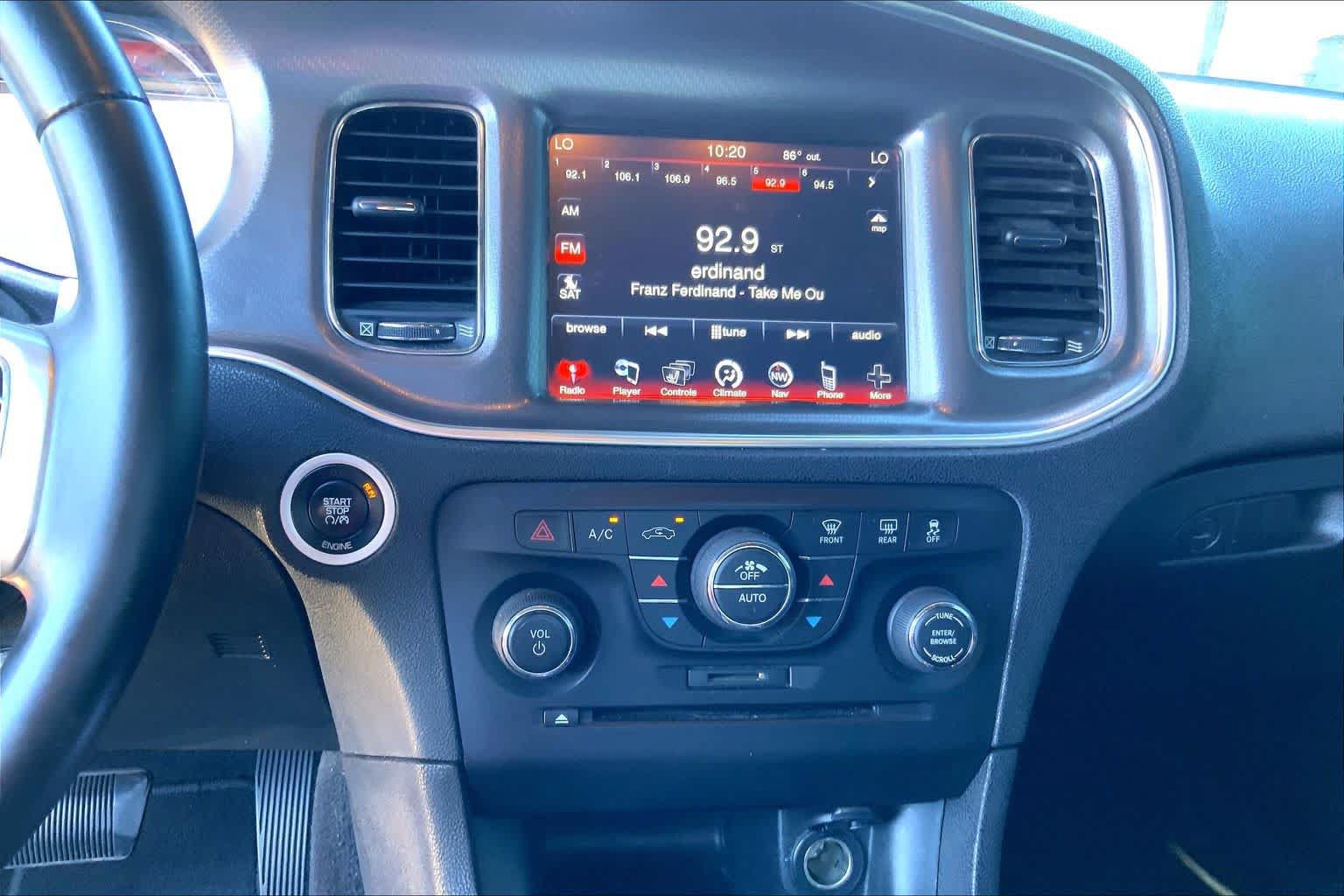 Used 2014 Dodge Charger SXT AWD/4WD image 29