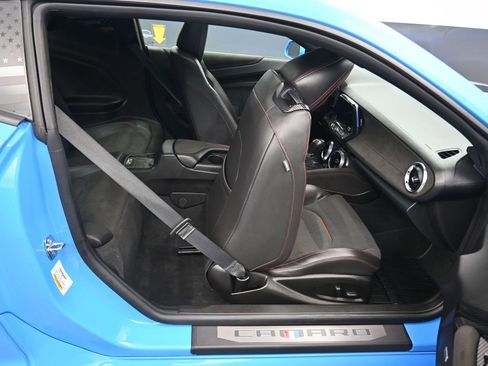 Used 2022 Chevrolet Camaro ZL1 image 37