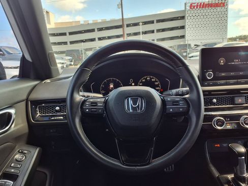 Used 2022 Honda Civic Sport image 13