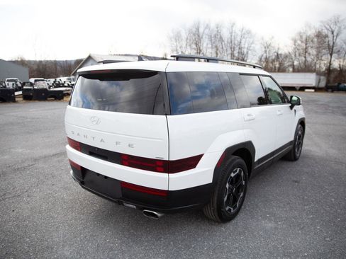 Used 2025 Hyundai Santa Fe SEL image 3