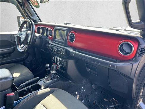 Used 2021 Jeep Wrangler Unlimited Rubicon AWD/4WD image 21