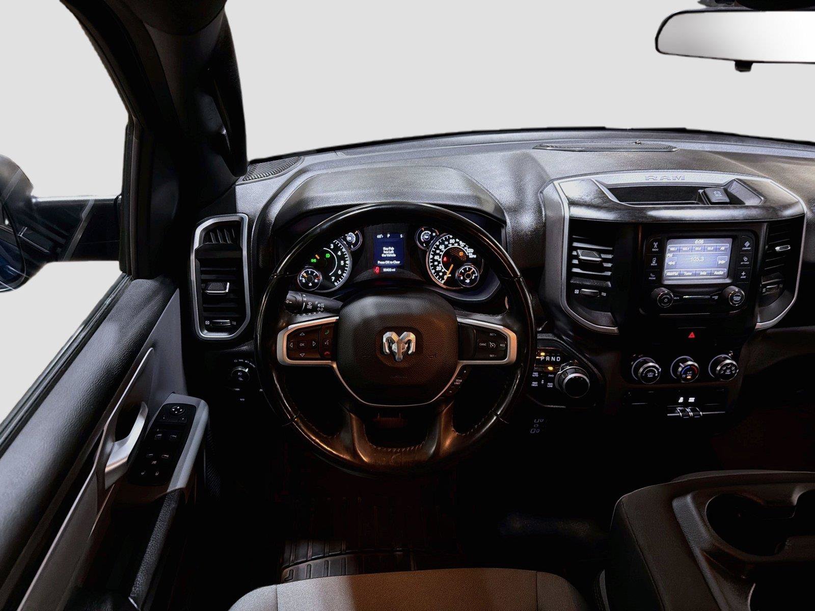 Used 2021 RAM 1500 Big Horn AWD/4WD image 2