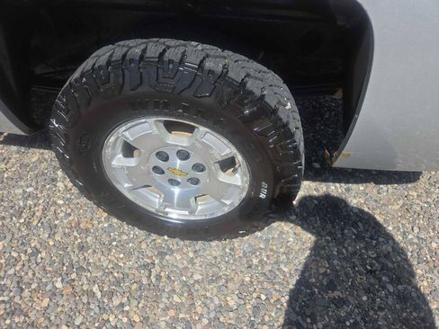 Used 2011 Chevrolet Silverado 1500 LT AWD/4WD image 21