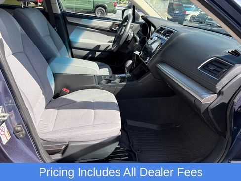 Used 2018 Subaru Outback 2.5i Premium AWD/4WD image 18