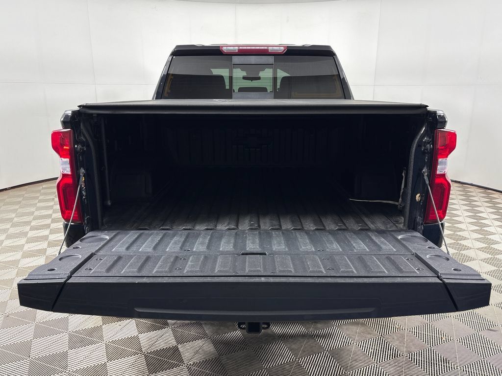 Used 2024 Chevrolet Silverado 1500 RST w/ Redline Edition AWD/4WD image 25