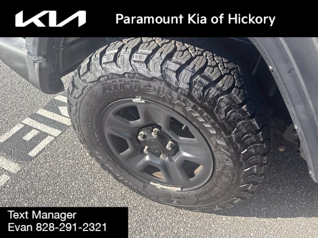 Used 2018 Jeep Wrangler Unlimited Sport AWD/4WD image 11