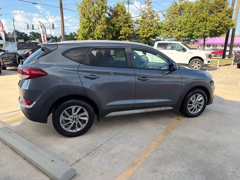 Used 2018 Hyundai Tucson SEL FWD image 7