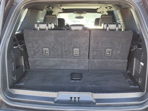 Used 2021 Ford Expedition Limited RWD image 11