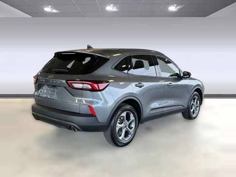 Used 2025 Ford Escape ST-Line image 8