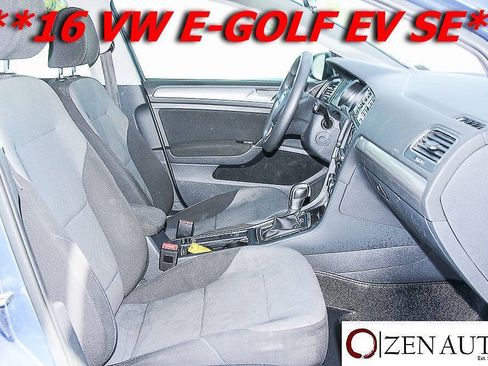 Used 2016 Volkswagen e-Golf SE FWD image 23