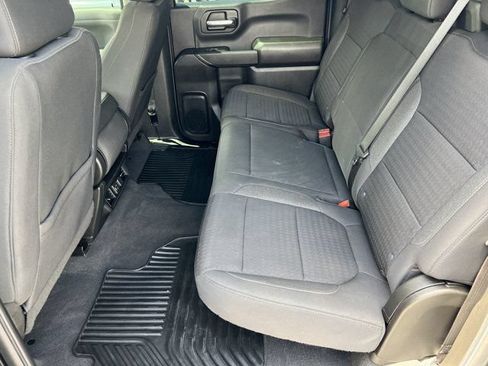 Used 2022 Chevrolet Silverado 1500 LT AWD/4WD image 24