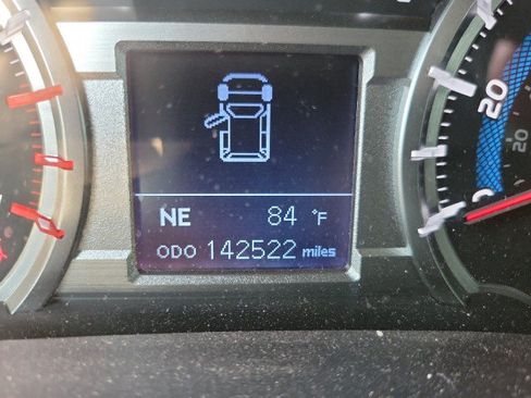 Used 2019 Toyota 4Runner Limited AWD/4WD image 14