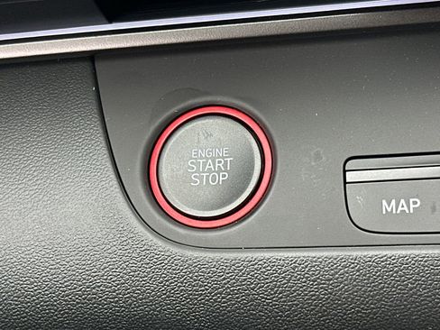 New 2025 Hyundai Elantra N Line image 30