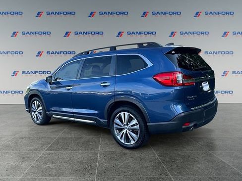 Used 2022 Subaru Ascent Touring AWD/4WD image 3