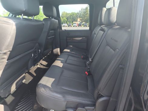 Used 2016 Ford F250 Platinum w/ Platinum Package AWD/4WD image 18