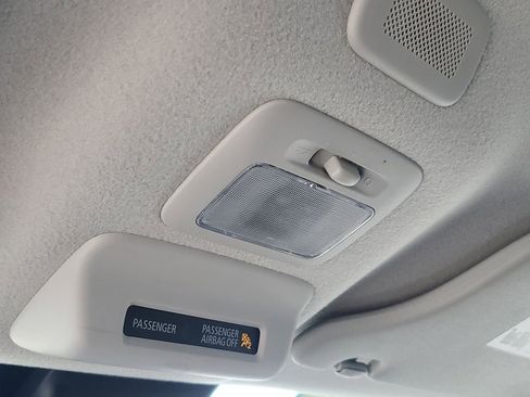 Used 2024 Mitsubishi Mirage ES image 27