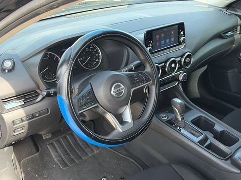 Used 2023 Nissan Sentra S FWD image 17