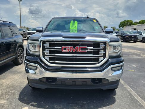 Used 2017 GMC Sierra 1500 SLT w/ SLT Premium Package AWD/4WD image 2