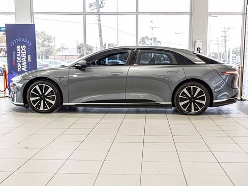 Used 2023 Lucid Air Pure image 9