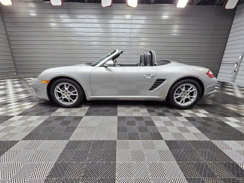 Used 2005 Porsche Boxster RWD image 8