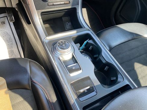 Used 2022 Ford Edge ST-Line image 17