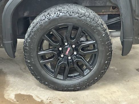 Used 2021 GMC Sierra 1500 Elevation w/ X31 Off-Road Package AWD/4WD image 38