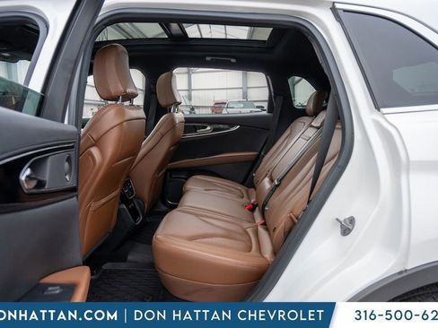 Used 2022 Lincoln Nautilus Reserve w/ Equipment Group 201A image 21