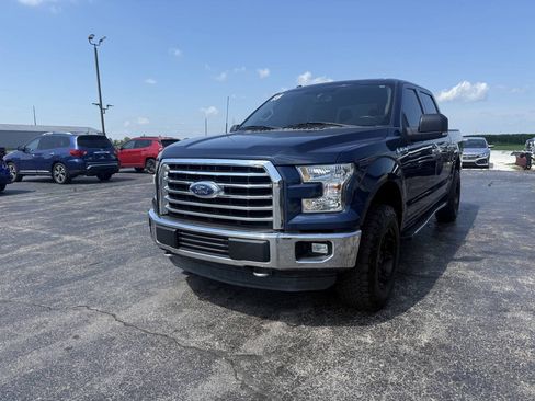 Used 2015 Ford F150 XLT w/ Equipment Group 301A Mid AWD/4WD image 4