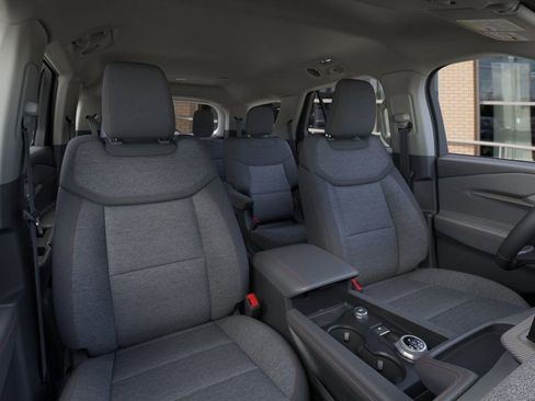 New 2026 Ford Explorer Active image 12