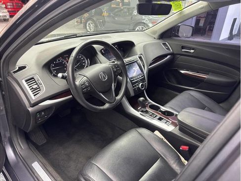 Used 2017 Acura TLX w/Tech 4dr Sedan w/Technology image 10