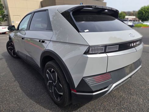 Used 2024 Hyundai Ioniq 5 SEL image 4