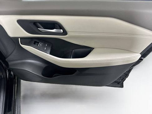 Used 2023 Nissan Rogue SL w/ SL Premium Package FWD image 32