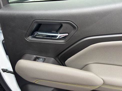 Certified 2026 Chevrolet Colorado ZR2 w/ ZR2 Bison Edition image 12