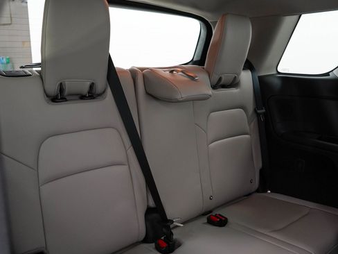 Used 2024 Nissan Pathfinder SL w/ SL Premium Package AWD/4WD image 15