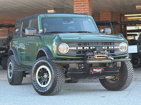 Used 2022 Ford Bronco Black Diamond image 1