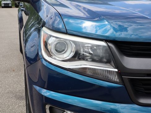 Used 2019 Chevrolet Colorado Z71 AWD/4WD image 4