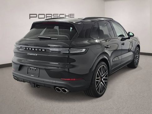 Used 2026 Porsche Cayenne S AWD/4WD image 7