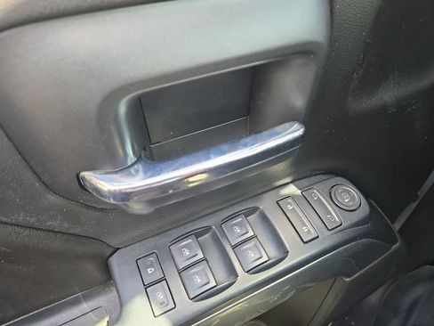 Used 2017 Chevrolet Silverado 1500 LT AWD/4WD image 20