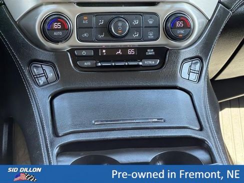Used 2018 GMC Yukon XL Denali w/ Denali Ultimate Package AWD/4WD image 12