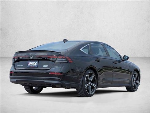 Used 2023 Honda Accord Sport image 5