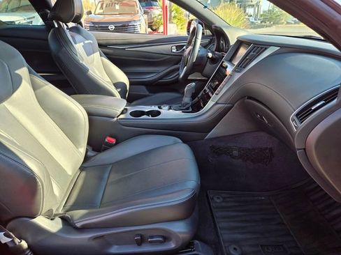Used 2022 INFINITI Q60 3.0t Luxe w/ Cargo Package RWD image 18
