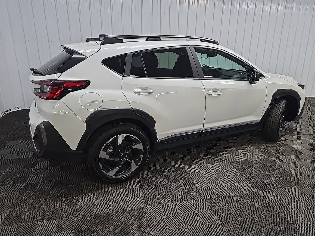 Used 2025 Subaru Crosstrek 2.5i Limited AWD/4WD image 3