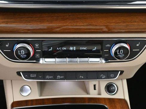 Used 2023 Audi Q5 2.0T Premium Plus w/ Premium Plus Package AWD/4WD image 22