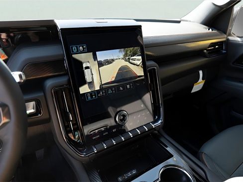 New 2026 GMC Yukon XL AT4 w/ AT4 Premium Plus Package image 15