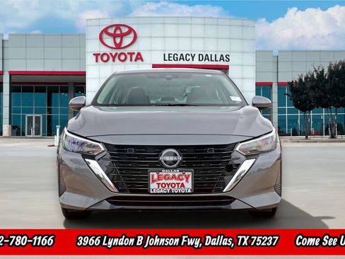 Used 2024 Nissan Sentra SV FWD image 4