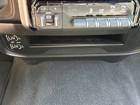 Certified 2026 RAM 2500 Big Horn AWD/4WD image 35
