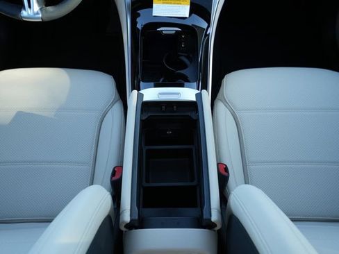Certified 2026 Mercedes-Benz GLC 300 4MATIC image 29