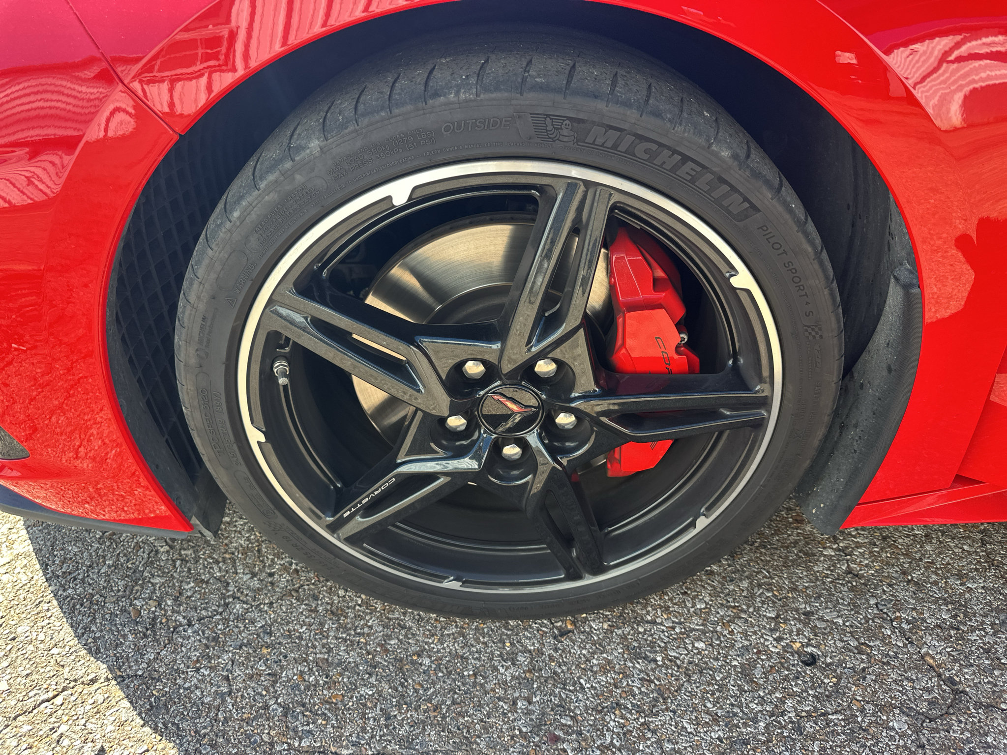 Used 2021 Chevrolet Corvette Stingray Preferred Conv w/ Z51 Performance Package RWD image 21