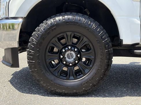 Certified 2020 Ford F250 Lariat w/ Lariat Value Package AWD/4WD image 28