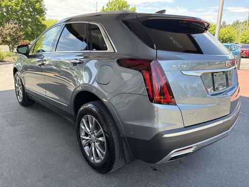 Used 2022 Cadillac XT5 Premium Luxury w/ Technology Package AWD/4WD image 5